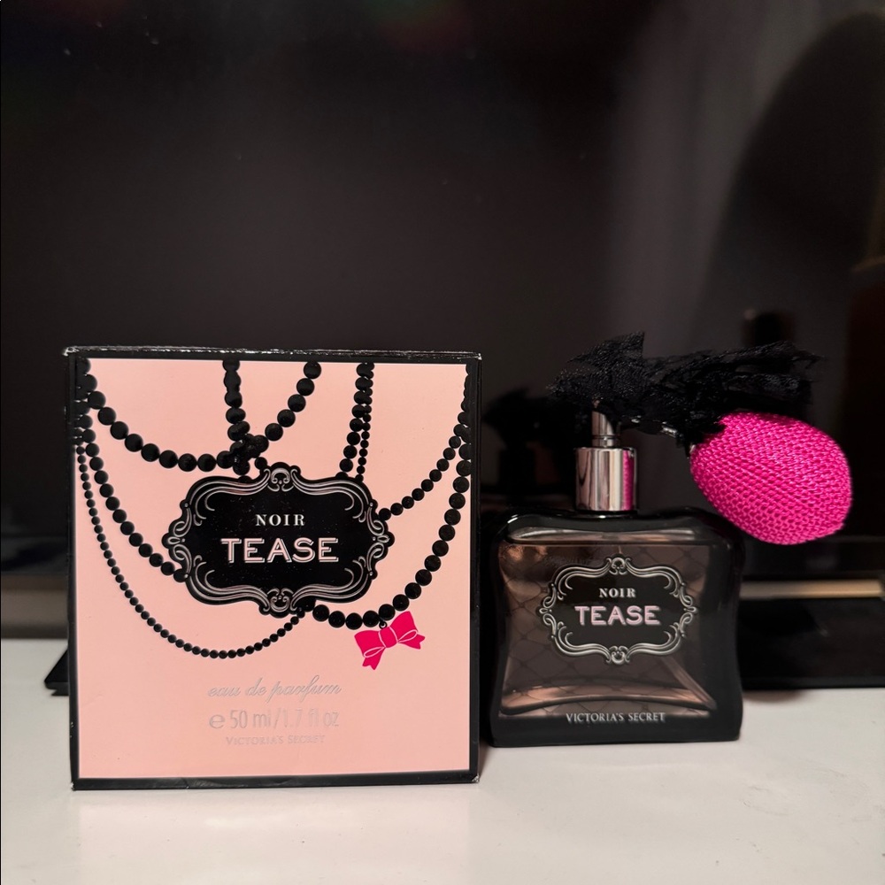 Victoria’s Secret Noir Tease 1.7oz